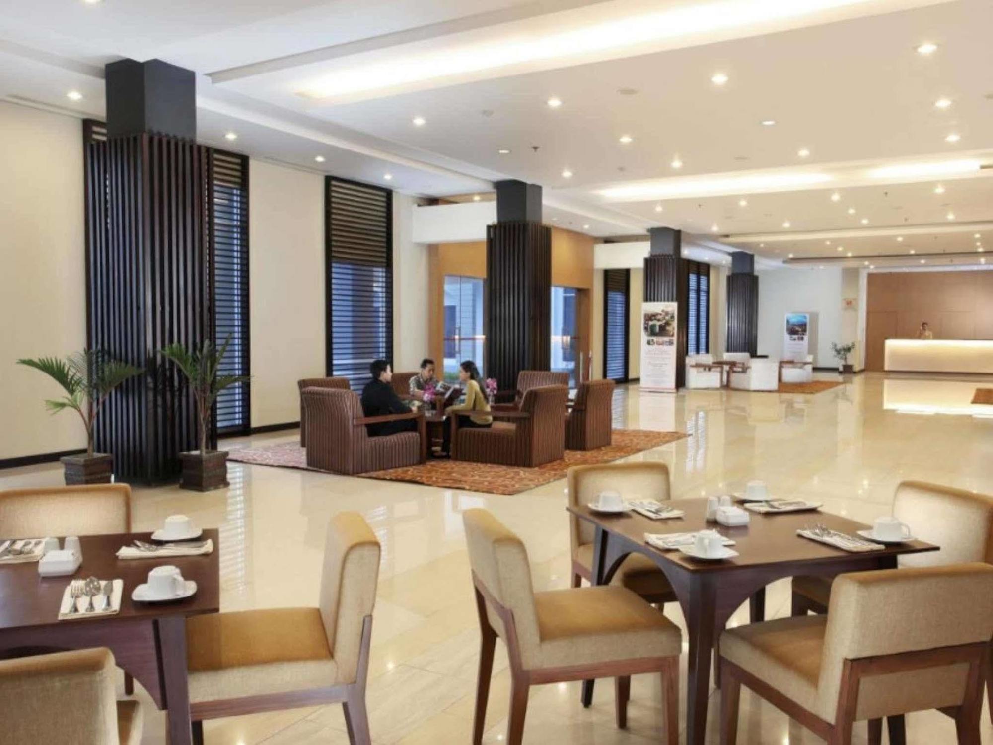Swiss-Belinn Pangkalanbuun Extérieur photo