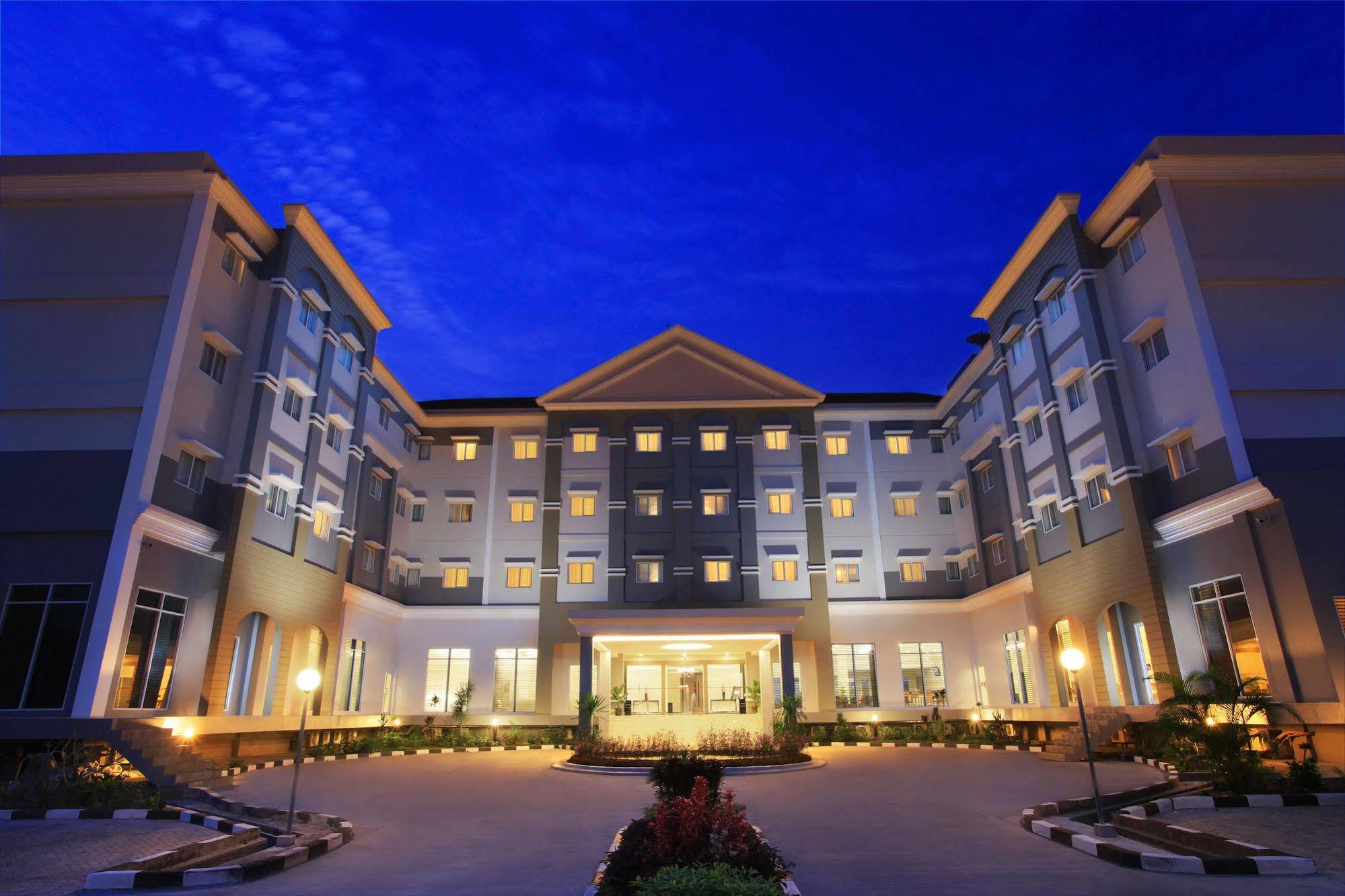 Swiss-Belinn Pangkalanbuun Extérieur photo
